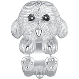 Charm chien argent en forme de caniche argenté avec texture de fourrure et yeux en perles noires pour bracelet chiens argent touche d’élégance