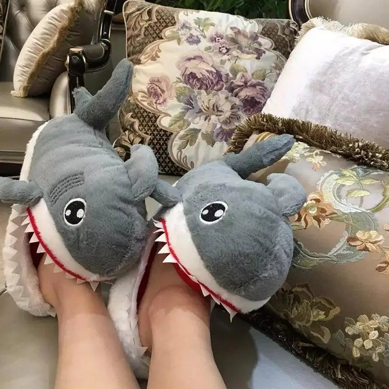 Pantofole in Peluche Calde a Squalo