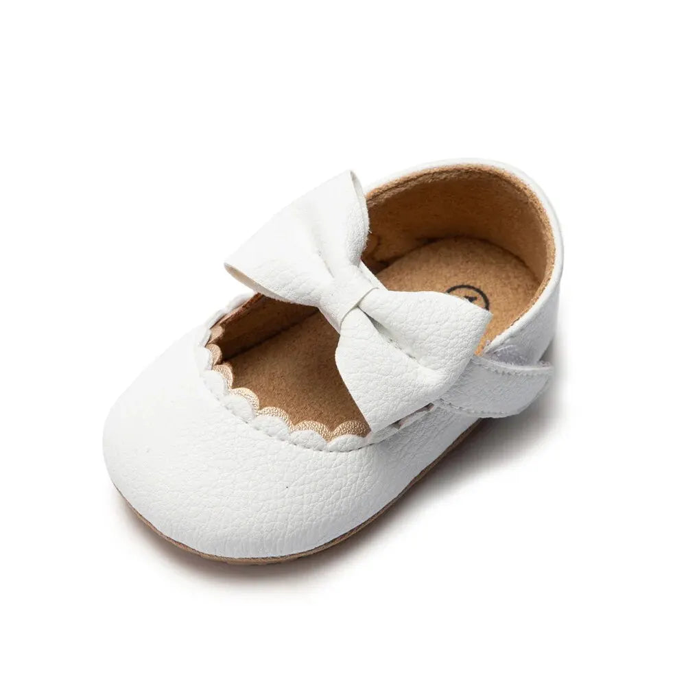 Baby girl shoes with bow tie | ChicStep
