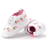 Embroidered baby girl shoes