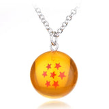 Collier pendentif dragon ball orange translucide avec neuf étoiles rouges suspendu à une chaîne en argent