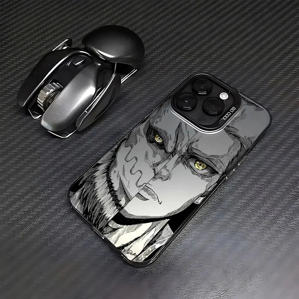 Coque iphone anime attaque des titans pro max noire vue arrière avec illustration détaillée en niveaux de gris aux yeux jaunes