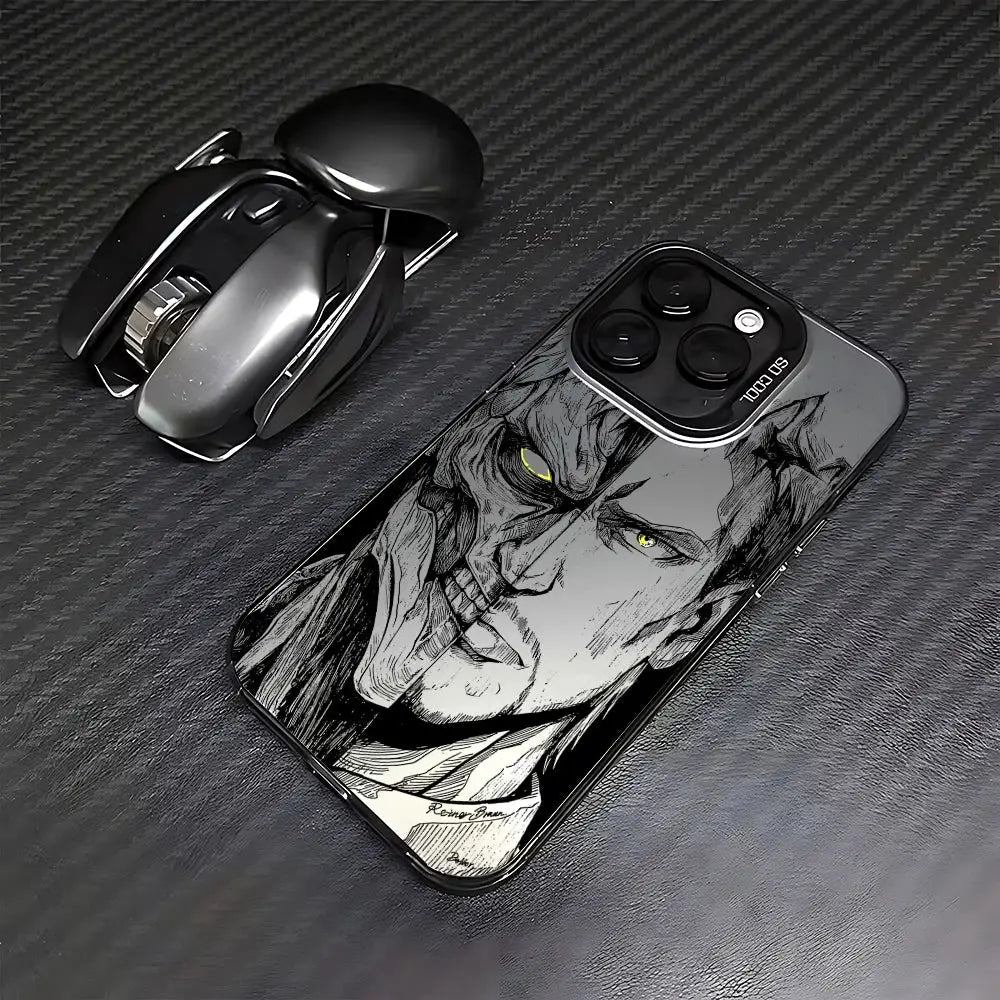 Coque iphone anime attaque des titans pro max en noir avec illustration joker en niveaux de gris et yeux jaunes lumineux vue dos