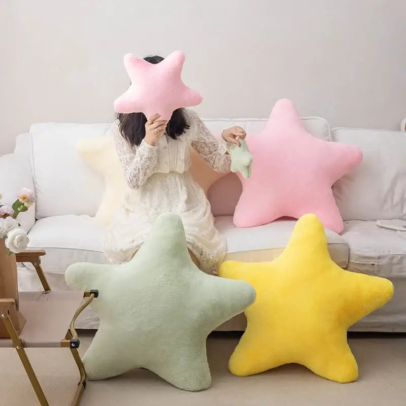 Star-shaped decorative cushions