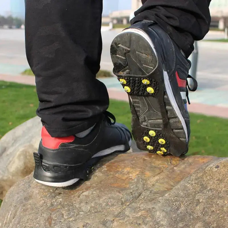 Winter non-slip shoe covers