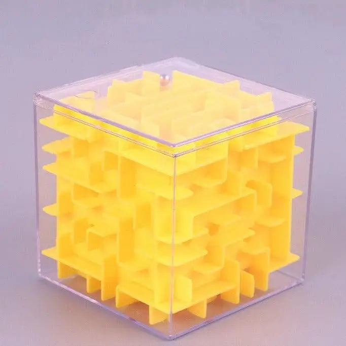 Cube magique labyrinthe puzzle 3d jaune en plastique dans un boîtier transparent six faces en acrylique