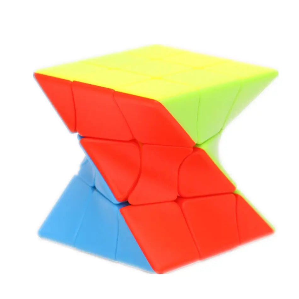 Cube magique rapide torsadé coloré avec design en x vibrant en plastique lisse pour une expérience ludique inégalée
