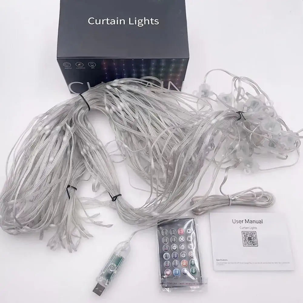 Rideau lumineux programmable argenté avec ampoules sphériques claires et télécommande pour effets colorés variations