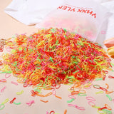 Un lot de 500 elastiques neon en caoutchouc pour bracelets uniques et loisirs créatifs déguisement carnaval
