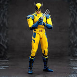 Figurine articulée wolverine jaune et bleu avec griffes métalliques pour affrontements épiques et figurines articulées deadpool