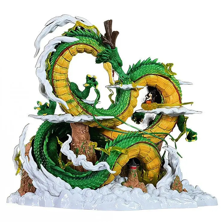 Figurine dragon ball shenron verte et or avec écailles détaillées en pose dynamique sur socle enneigé capturant l’essence mystique