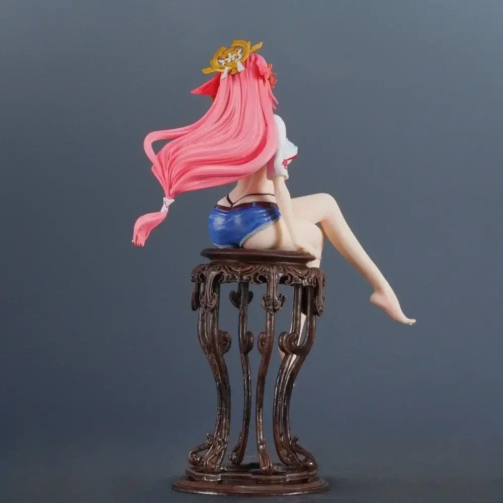 Genshin Impact Yae Miko Figurine