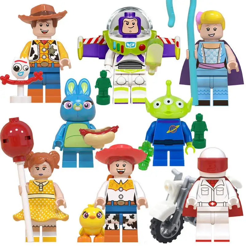 Collection de figurines lego disney toy story en plastique coloré incluant petits hommes verts