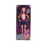 Figurines poupées poupées kpop kpop demon hunters doll aux cheveux violets en veste orange et noire avec short en jean