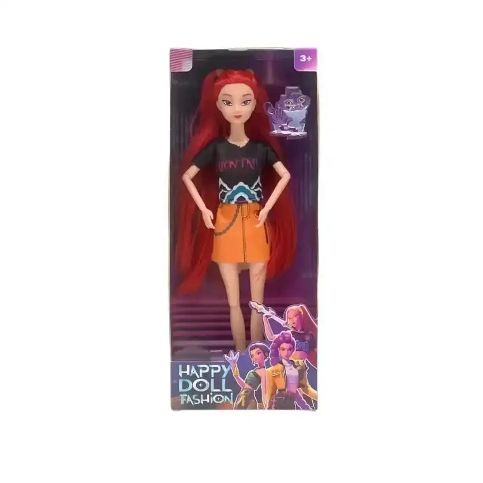 Figurines poupées kpop demon hunters avec poupée rousse en tee noir graphique et jupe orange sous packaging happy doll fashion