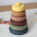 Giocattolo da costruzione con anelli in silicone | TeetheStack