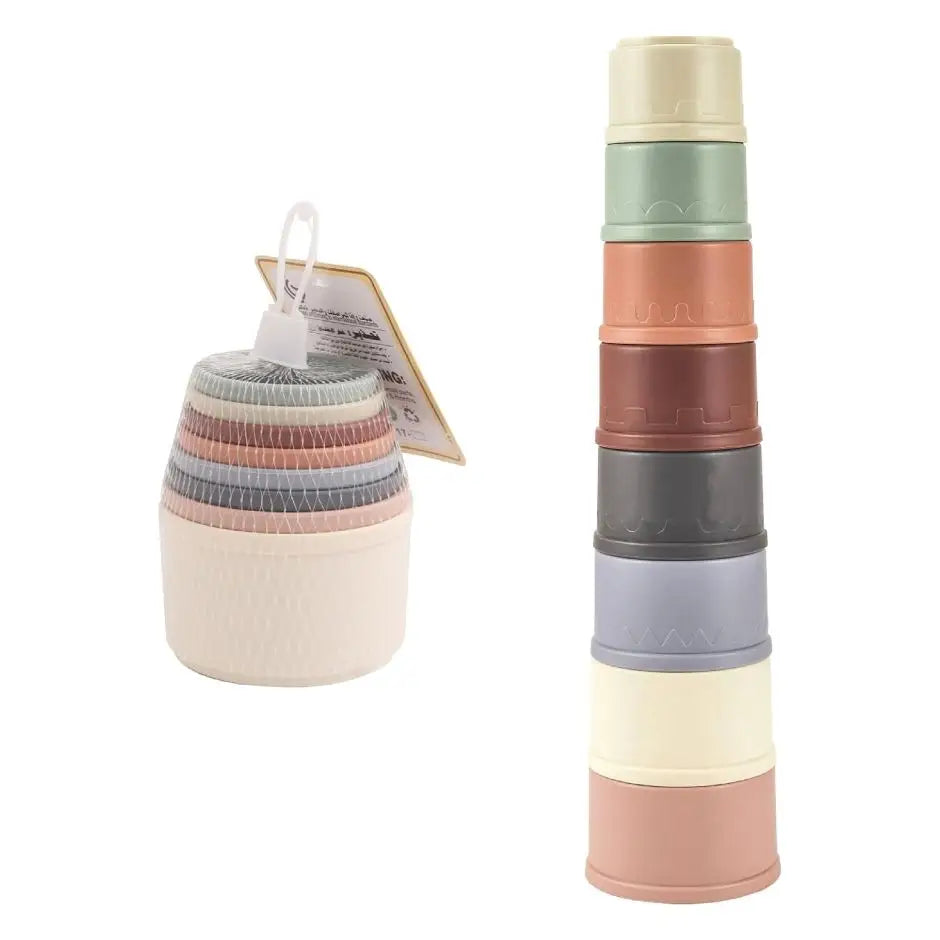 Jouet bébé tasses empilées en plastique lisse avec texture subtile en tons pastel terre pour tasses empilables bébé éducatives