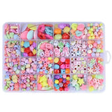 Jouet créatif perles pour fille avec assortiment coloré de perles en plastique pour motricité fine et créativité infinie