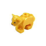 Lego moc jaune lion minifigure en plastique avec yeux noirs moulés et petit nez marron lego animaux de ferme