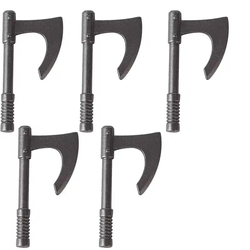 Cinq têtes de hache en plastique noir avec manches texturés et lames courbes accessoire lego moc medieval