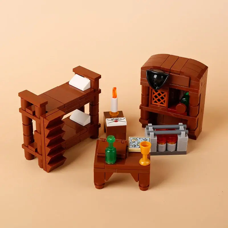 Lego moc medieval en bois marron avec lit superpose coffre a bouclier noir et table avec bouteille verte et gobelet jaune