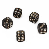Lot 5 dés crânes halloween en noir avec crânes métalliques argentés et trous ajourés pour l’occasion d’halloween détails