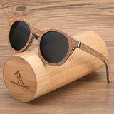 Lunettes de soleil en bois pour adolescent avec lentille polarisée et monture liège sur étui bambou bob s bird
