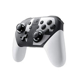 Manette pro switch 2 super smash bros en noir et blanc avec finition mate et vibrations double moteur fonctionnalité nfc