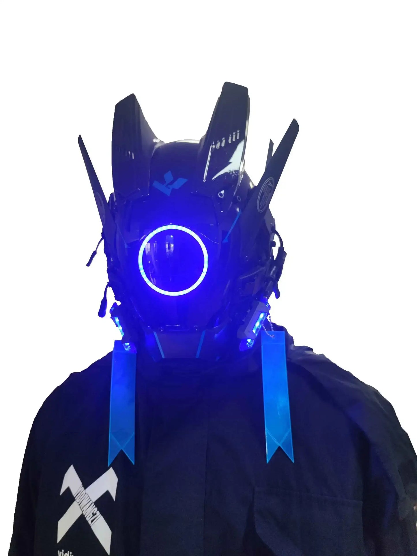 Masque cyberpunk techwear noir avec visière transparente éclairage led et pointes angulaires pour conventions cosplay confort optimal