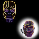 Masque halloween led Thanos violet et or avec contours néon lumineux pour des masques effrayants alliant l’obscurité
