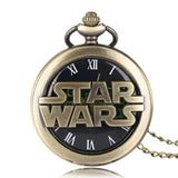 Montre à gousset star wars vintage en laiton avec cadran noir, chiffres romains blancs et logo star wars doré en relief
