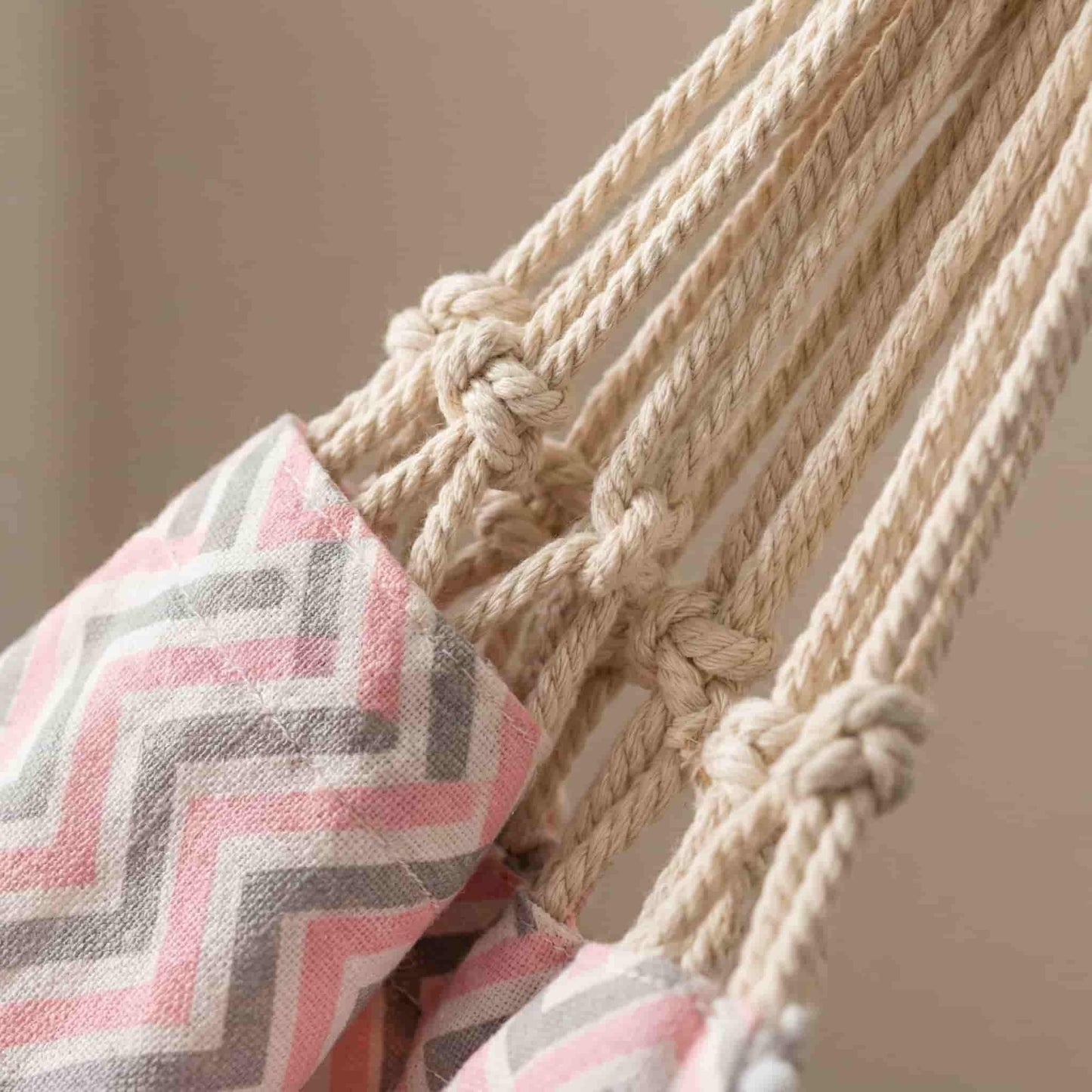 Altalena a dondolo Amaca Macramè per neonati Nordic Zen™ (Interno/Esterno)