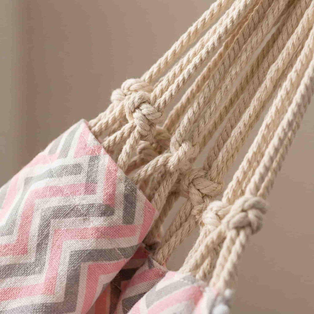 Altalena a dondolo Amaca Macramè per neonati Nordic Zen™ (Interno/Esterno)