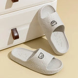 Non-slip bear-pattern slippers