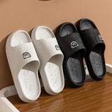 Non-slip bear-pattern slippers