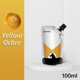 Peinture acrylique 100ml avec pouch blanc et jaune ocre, capuchon noir et silhouette cheval minimaliste, couleurs vibrantes et couvrance exceptionnelle