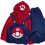 Pyjama velours super mario bros rouge et bleu avec capuche brodee m et salopette bleue a patch visage mario