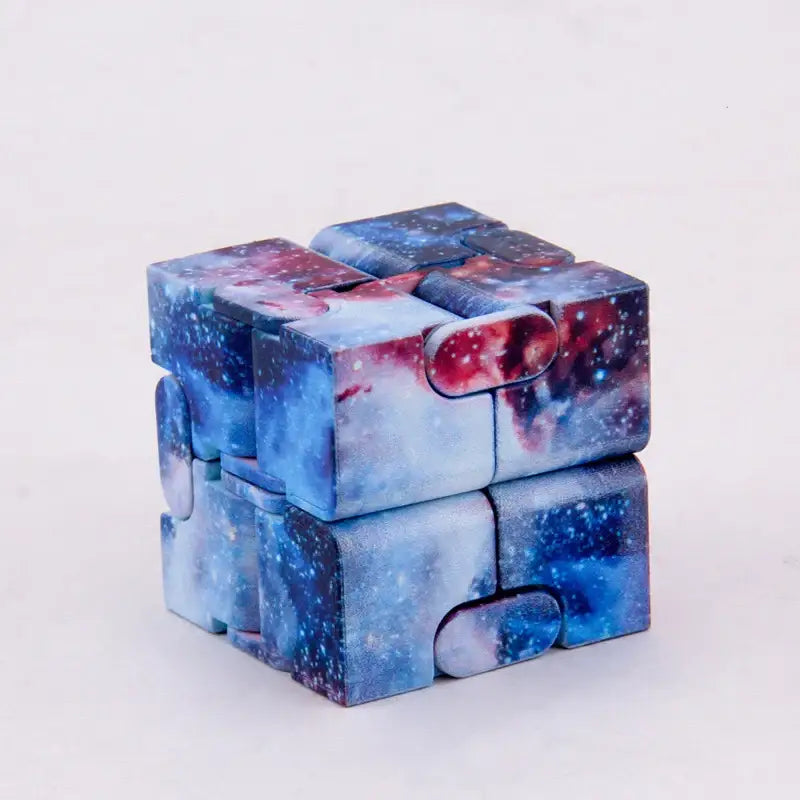 Cube déformable rubik’s cube original galaxie bleu et rouge en plastique flexible jouet anti-stress à segments emboîtables