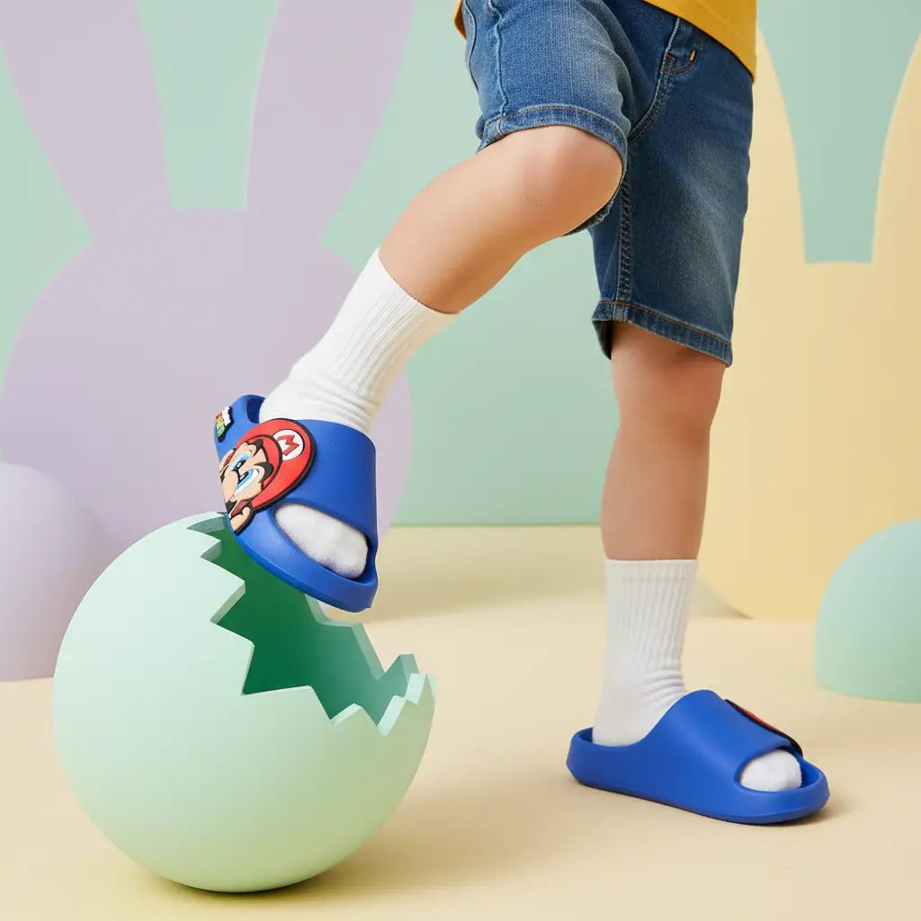 Super Mario Bros Kids' Sandals