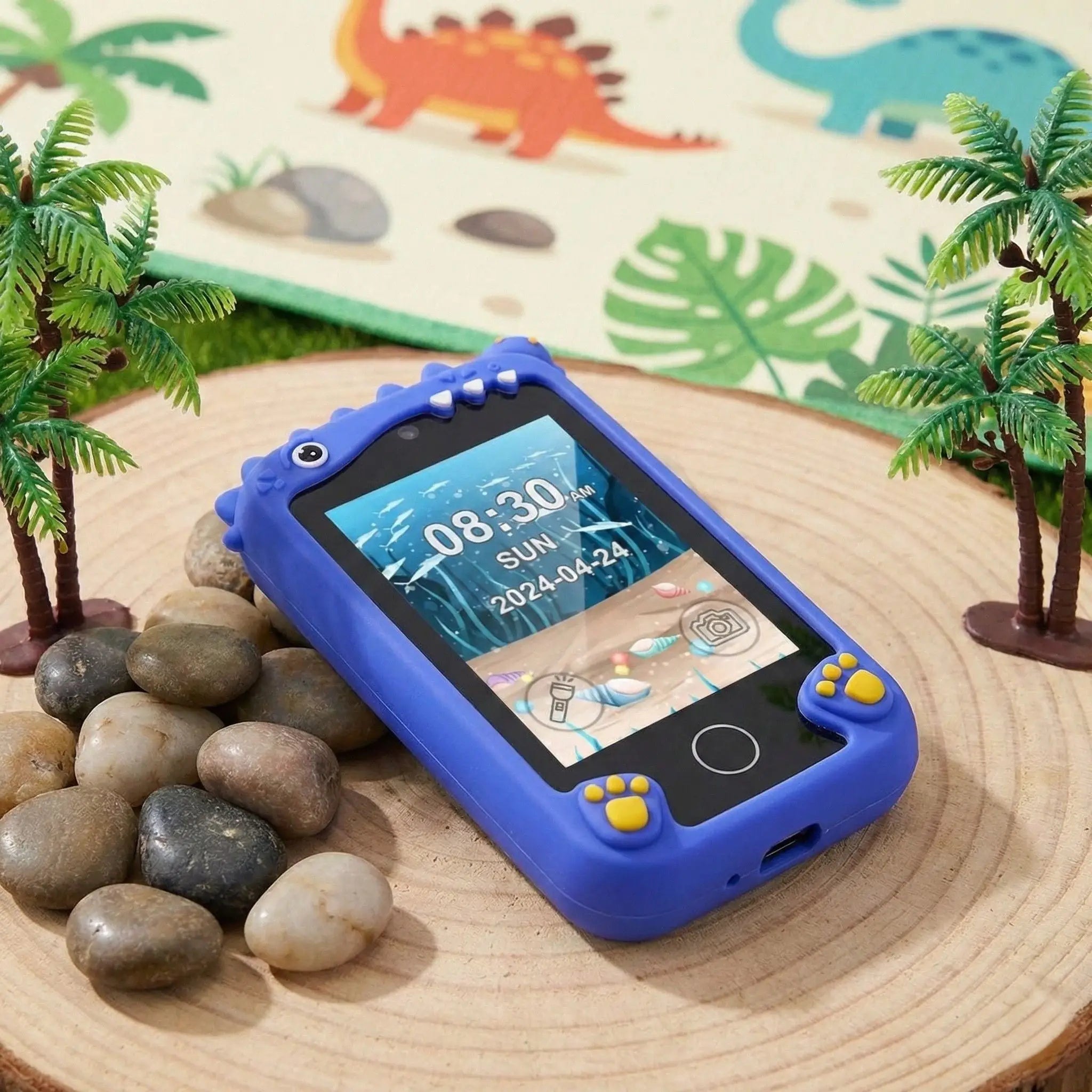 Kids' play smartphone
