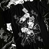 T-shirt anime death noir avec graphique blanc audacieux de death the kid soul eater tenant deux pistolets et motifs crâne