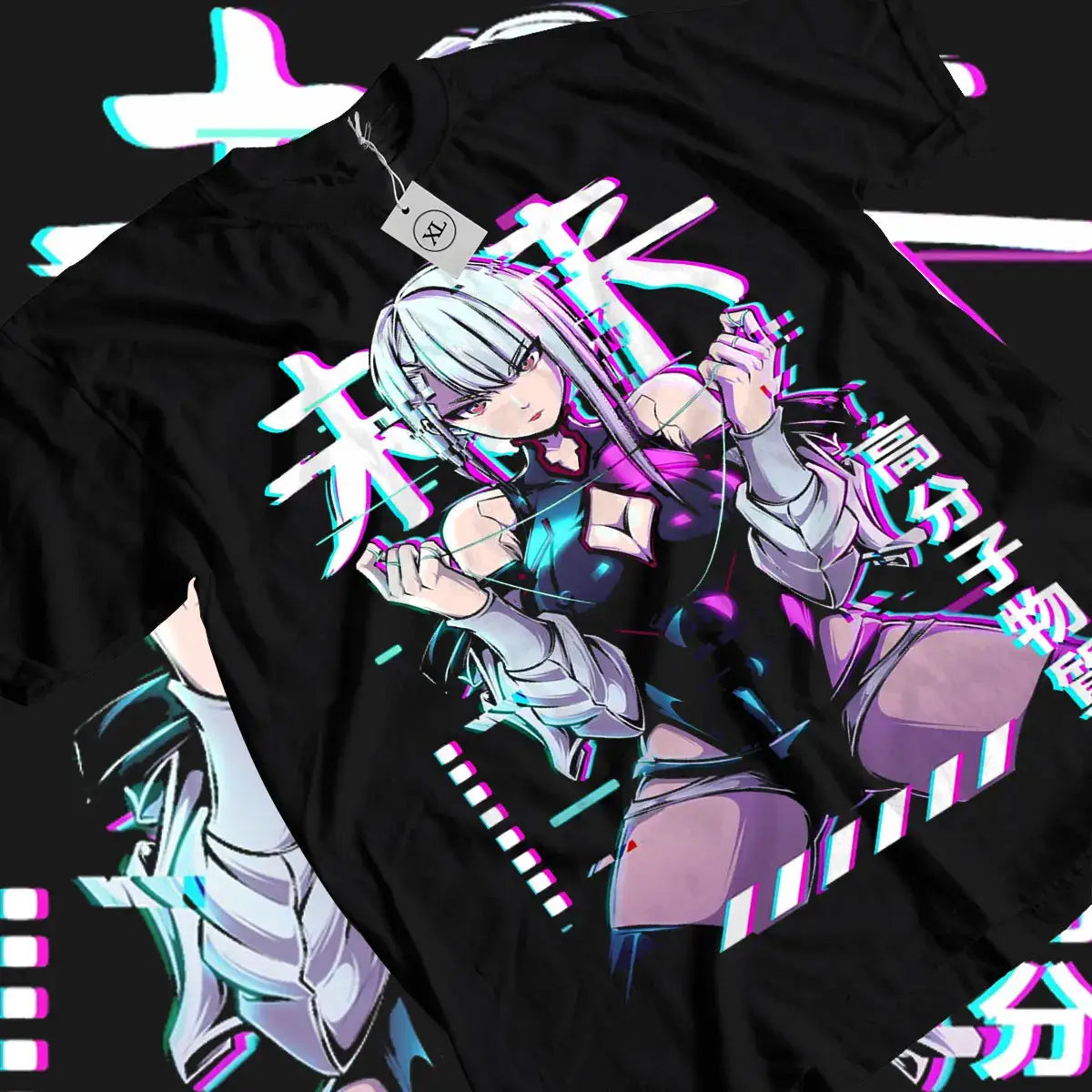 T-shirt anime lucy cyber noir en coton avec illustration glitch colorée d’un personnage en armure cyberpunk neon