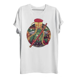 T-shirt dragon ball blanc avec design dynamique dun personnage animé en armure verte tenant une épée rouge
