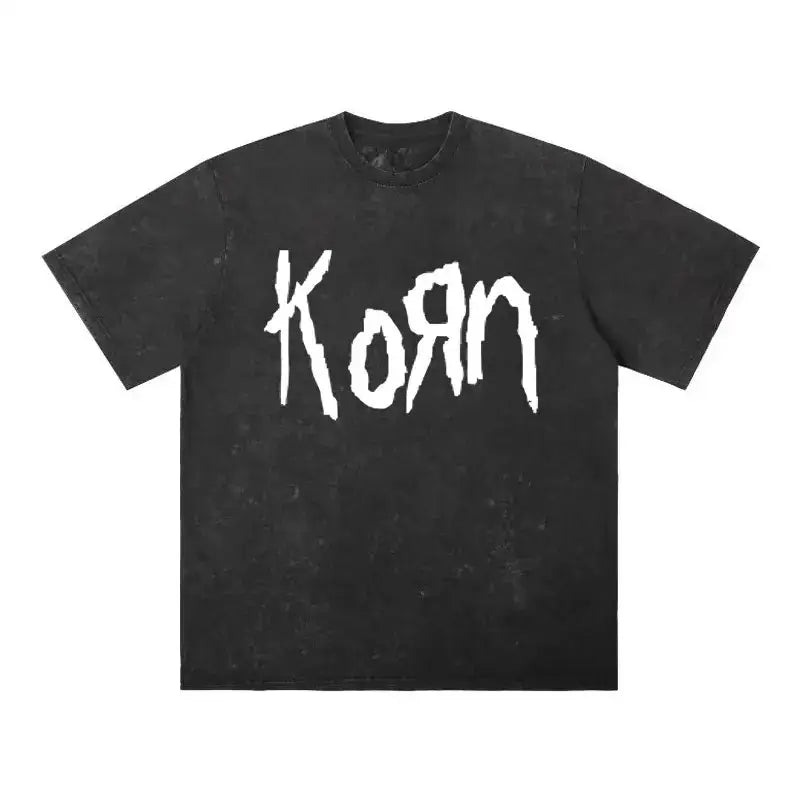 T-shirt homme rock noir korn avec logo graffiti blanc usé pour musique alternative et style homme rock band