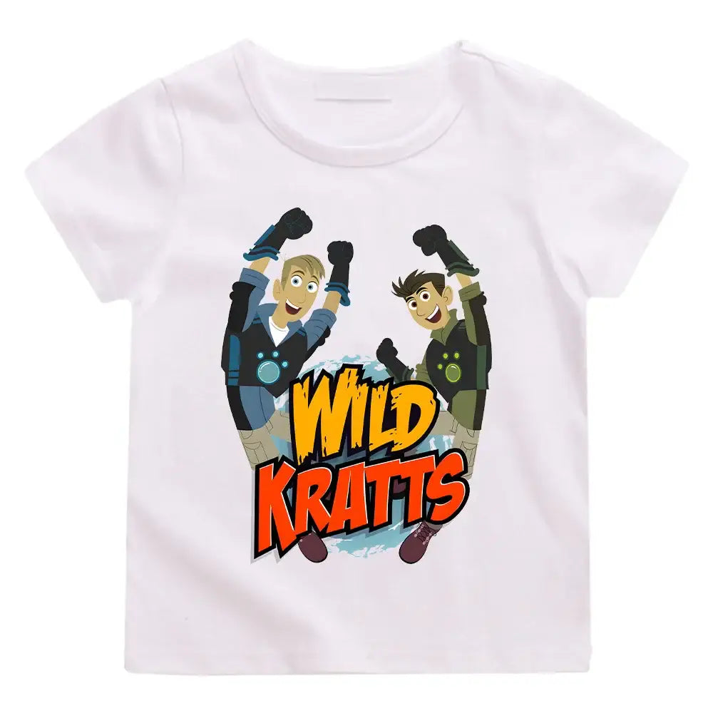 T-shirt wild kratts enfant blanc à manches courtes avec illustration colorée kratts cartoon enfant en tenue d’aventure