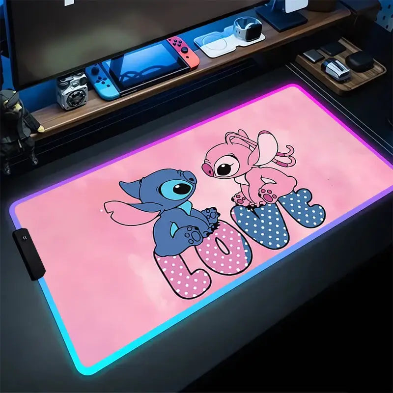 Tapis de souris led rgb rose avec éclairage rgb personnalisable et design stitch love angel en lettres à pois