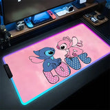 Tapis de souris led rgb rose avec éclairage rgb personnalisable et design stitch love angel en lettres à pois