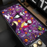 Tapis souris xxl jack skellington violet avec personnages du film culte nightmare before christmas et motifs halloween