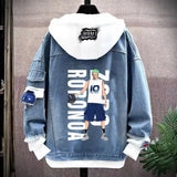 Veste à capuche en jean bleu avec intérieur blanc featuring roronoa zoro en tenue de basket et design inspiré anime one piece
